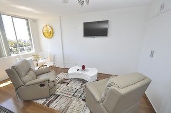 Neutral Bay 603 Way Furnished Apartment - Accommodation Tasmania 4