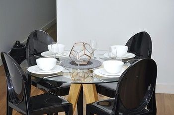 Neutral Bay 4 Young Furnished Apartment - Accommodation Tasmania 4
