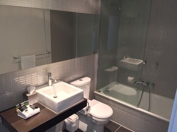 Harbour Town Apartment - Accommodation Tasmania 1