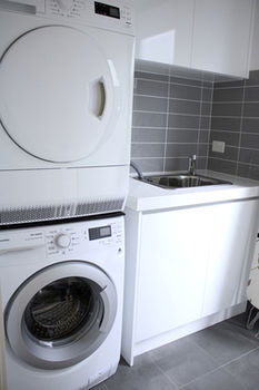 Harbour Town Apartment - Accommodation Tasmania 7