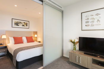 Melbourne Short Stay Apartments Lonsdale - Accommodation Tasmania 13