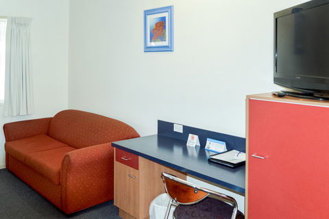 BEST WESTERN Boulevard Lodge - Accommodation Tasmania 7
