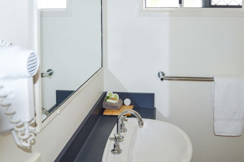 BEST WESTERN Boulevard Lodge - Accommodation Tasmania 11
