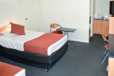 BEST WESTERN Boulevard Lodge - Accommodation Tasmania 14