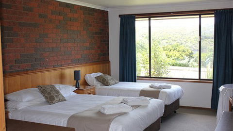 Southern Ocean Motor Inn - Accommodation Tasmania 1
