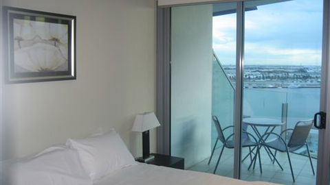 Apartments Melbourne Domain Docklands - Accommodation Tasmania 2