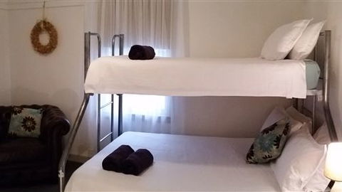 Lakeside Vista Holiday House - Accommodation Tasmania 3