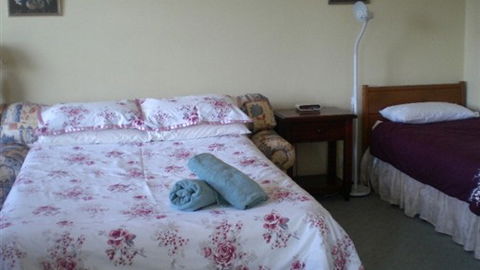 Banks At Queenscliff - Accommodation Tasmania 6