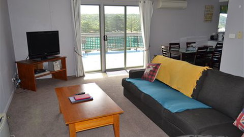 House On The Hill Port Campbell - Accommodation Tasmania 0