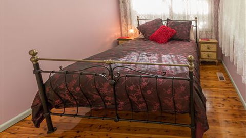 Muscat House - Accommodation Tasmania 0