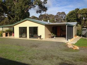 Breakaway Farmstay - Accommodation Tasmania 0