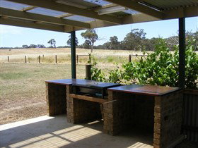 Breakaway Farmstay - Accommodation Tasmania 2