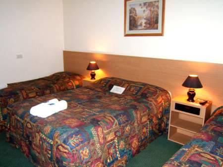 A Oscar Motel - Accommodation Tasmania 2