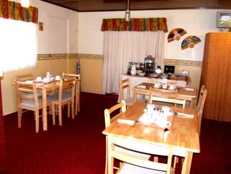 A Oscar Motel - Accommodation Tasmania 4