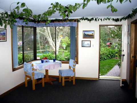 Adelaide Hills Bed & Breakfast Accommodation - Accommodation Tasmania 0
