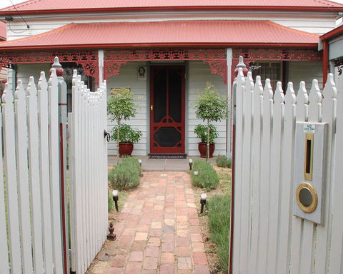 Airleigh Rose Cottage - Accommodation Tasmania 0