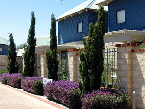 Amalfi Resort - Accommodation Tasmania 1