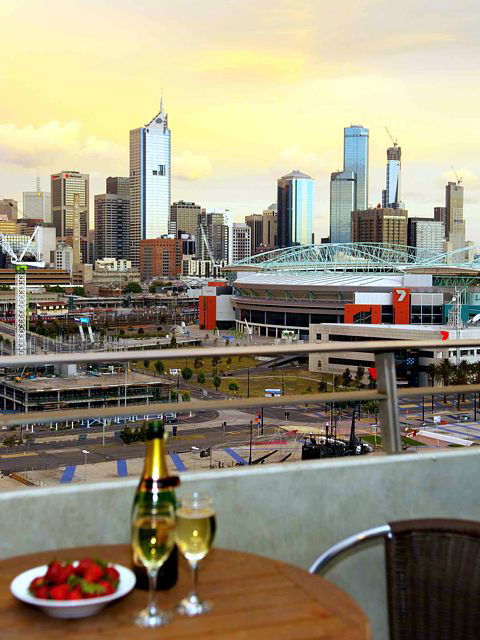 Apartments@Docklands - Accommodation Tasmania 3