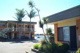 Aquatic Motel - Accommodation Tasmania 0