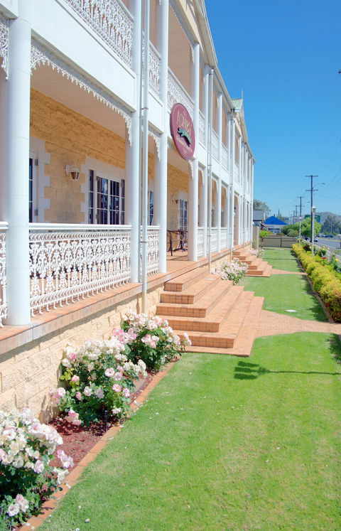 Ashby House Motor Inn - Accommodation Tasmania 1