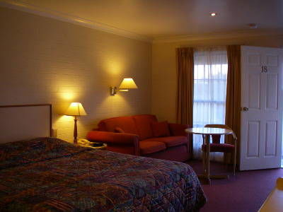 Club Motel - Accommodation Tasmania 2