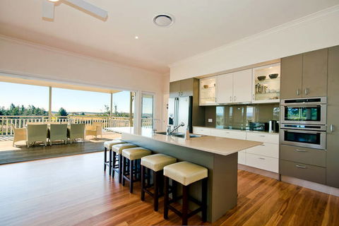 Cornwallis House - Accommodation Tasmania 0
