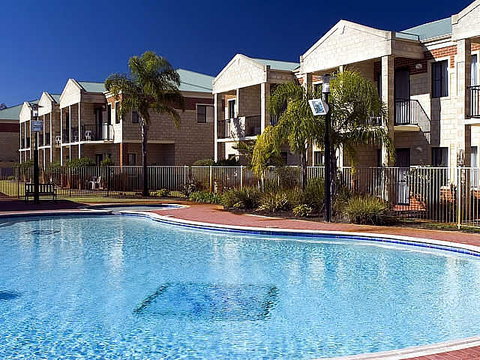 Country Comfort Inter City Hotel & Apartments - Accommodation Tasmania 0