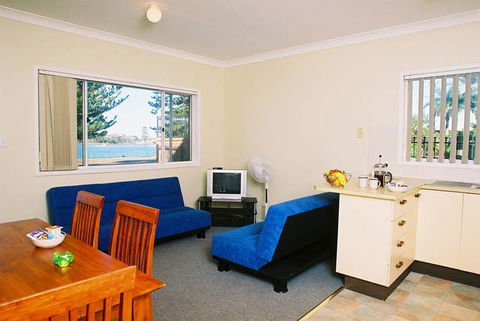 El Lago Tourist Park - Accommodation Tasmania 3