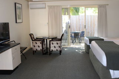 Fairways Resort - Accommodation Tasmania 4