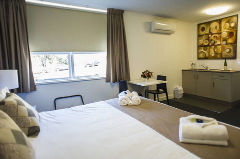Hotel Gracelands - Accommodation Tasmania 1