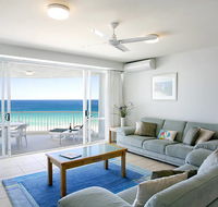 La Mer Sunshine Beachfront Apartments - Accommodation Tasmania