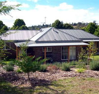 Moore Park Apartments - Accommodation Tasmania