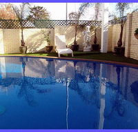 NOAH'S Mid City Motor Inn - Accommodation Tasmania