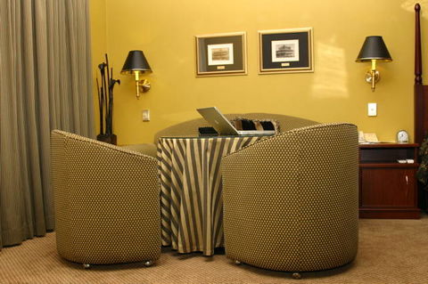 Quality Hotel Powerhouse Tamworth - Accommodation Tasmania 0