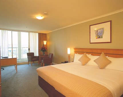 Radisson Hotel & Suites Sydney - Accommodation Tasmania 0