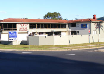 Reef Motor Inn - Accommodation Tasmania 2