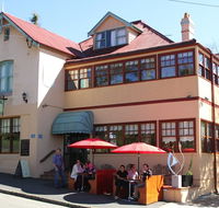 Jamison Guesthouse and The Rooster Restaurant - Accommodation Tasmania