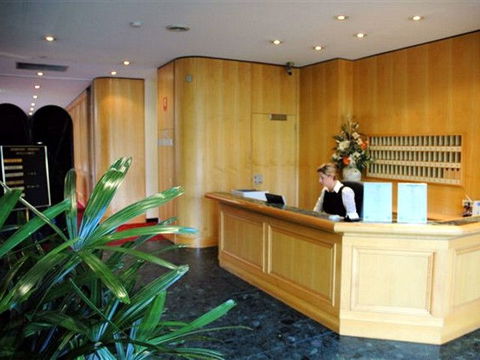 Sandown Regency & Serviced Apartments - Accommodation Tasmania 1