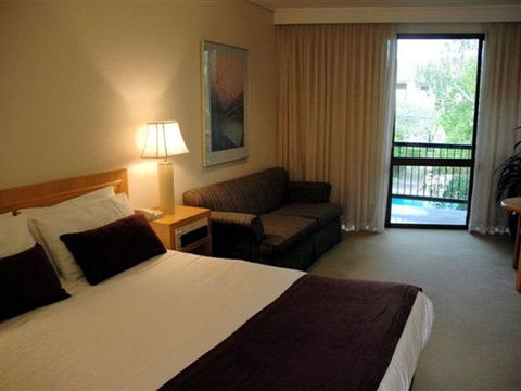 Sandown Regency & Serviced Apartments - Accommodation Tasmania 2