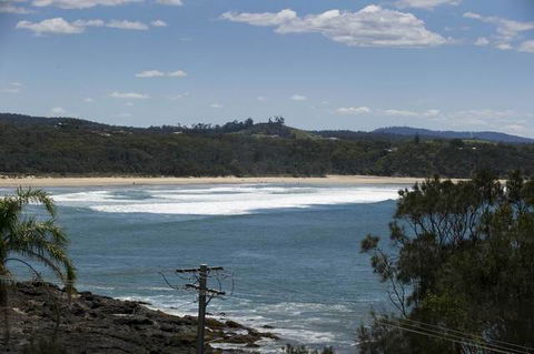 Solitary Islands Lodge - Accommodation Tasmania 3