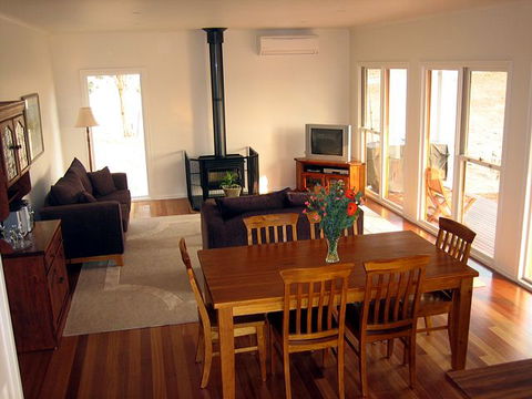 Strath Valley View B And B - Accommodation Tasmania 0