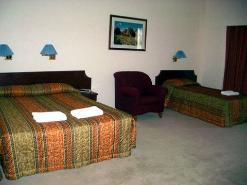 The Kidman Wayside Inn - Accommodation Tasmania 0