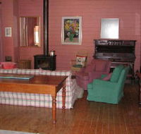 The Old School Country Retreat - Accommodation Tasmania