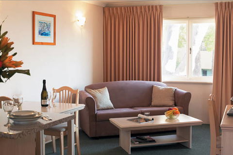 The Peninsula - Riverside Serviced Apartments - Accommodation Tasmania 11
