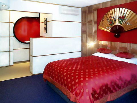 The Retreat At Froog Moore Park - Accommodation Tasmania 0