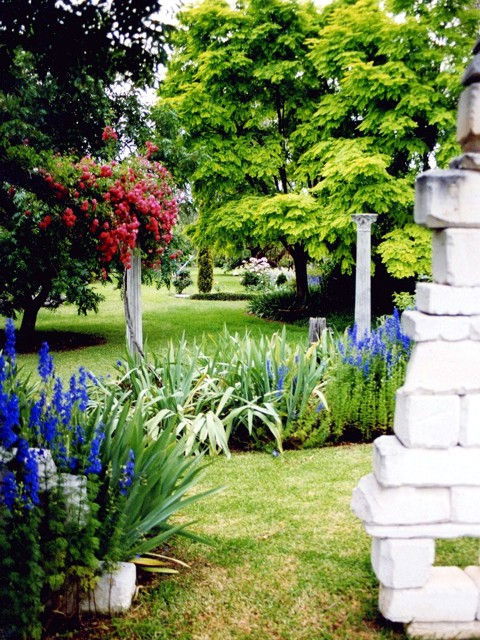 The Retreat At Froog Moore Park - Accommodation Tasmania 3