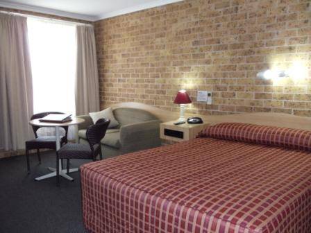 Town & Country Motor Inn Tamworth - Accommodation Tasmania 4