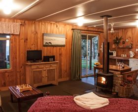 Balingup Heights Hilltop Forest Cottages - Accommodation Tasmania 3