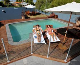 Waikiki Beach Bed And Breakfast - Accommodation Tasmania 0