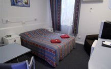Amber Motel - Glen Innes - Accommodation Tasmania 1